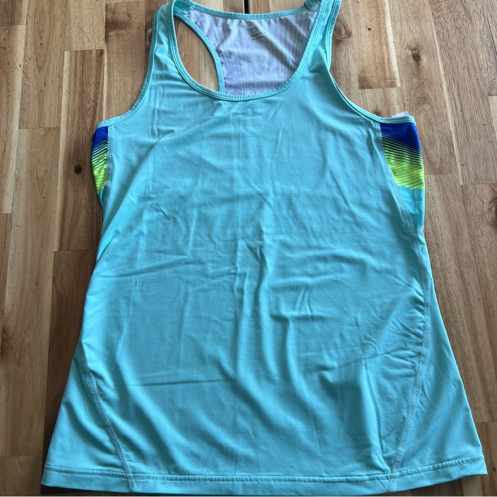 GapFit Racerback Tank Top Aqua Blue with Graphic Detail – Size M